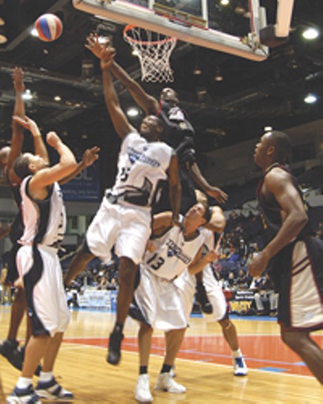 Fighting for every point: The Razorsharks in the semi-finals against San Jose on Saturday. - CLARKE CONDE