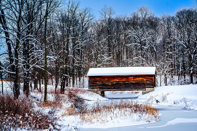 Snowy Morning: Old Covered Bridge