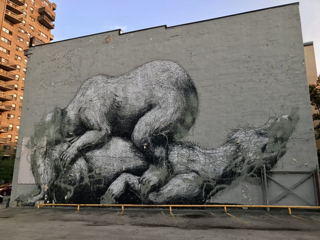 A mural by Belgian artist ROA, painted in 2012 for the inaugural Wall/Therapy festival, has been defaced by an unknown vandal. - PHOTO BY DAVID ANDREATTA