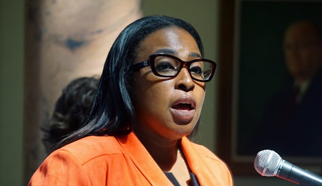Mayor Lovely Warren calls for a residency requirement for new Rochester Police Department officers during a news conference on August 31, 2020.