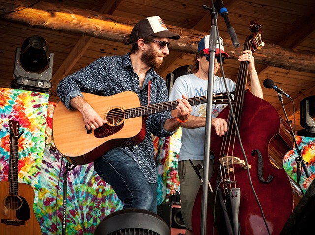 Max Flansburg (left) performing with Dirty Blanket at Lincoln Hill Farms on July 3, 2020.