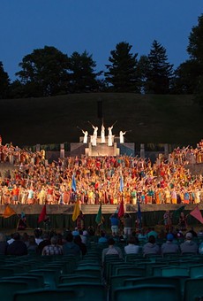 The Pageant began in 1937 as a production lit by car headlights; now it has a seven-tier steel stage built into the side of the hill, state-of-the-art special effects that simulate lightning and fire, 12 theatrical lighting and sound towers rising 50 feet into the air, and a completely volunteer cast of 770 people playing more
than 1,200 roles.